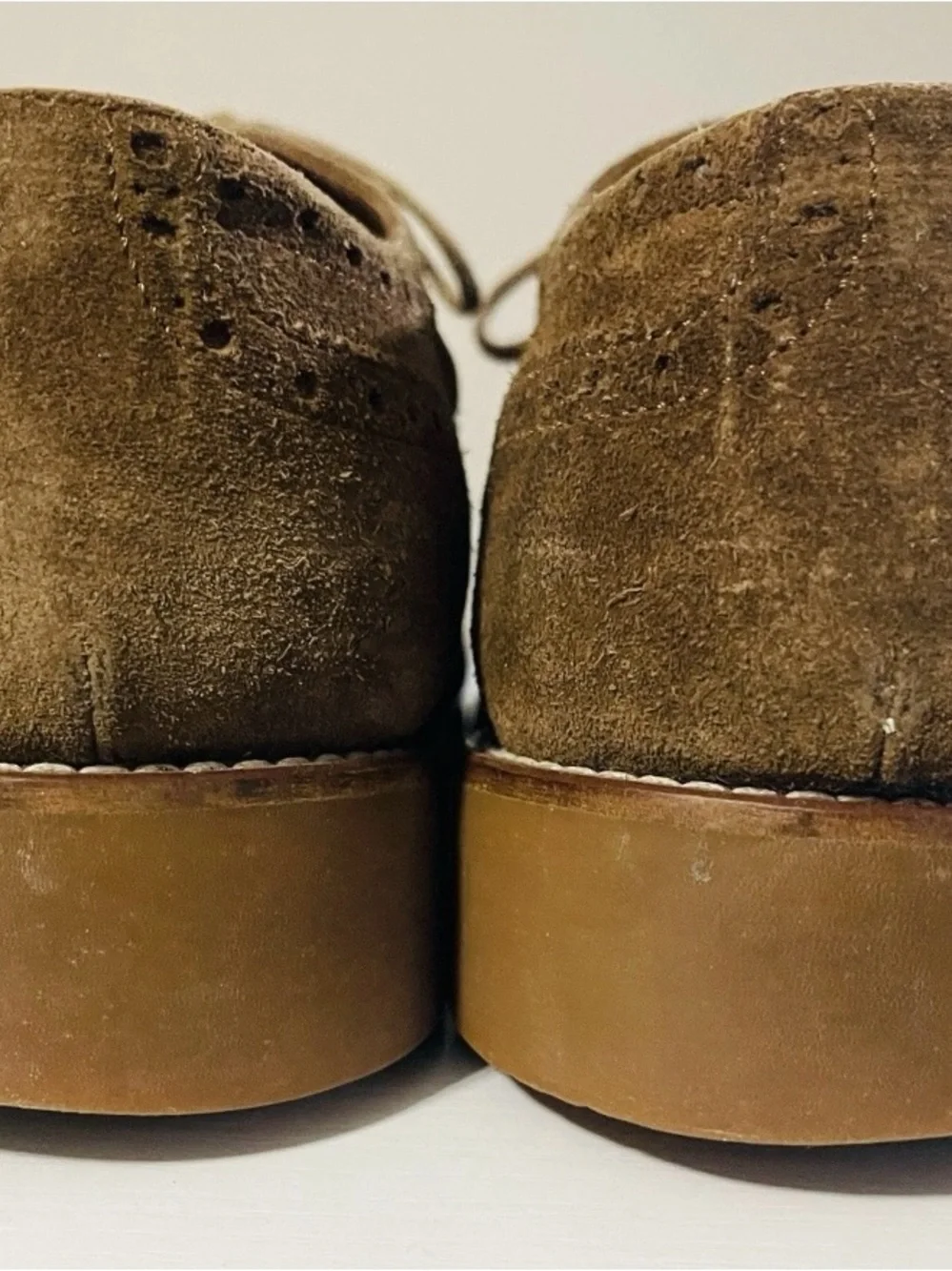Saks Fifth Avenue Kennedy Wingtip Oxford Suede Mens Shoes 10 Brown Vintage Lux